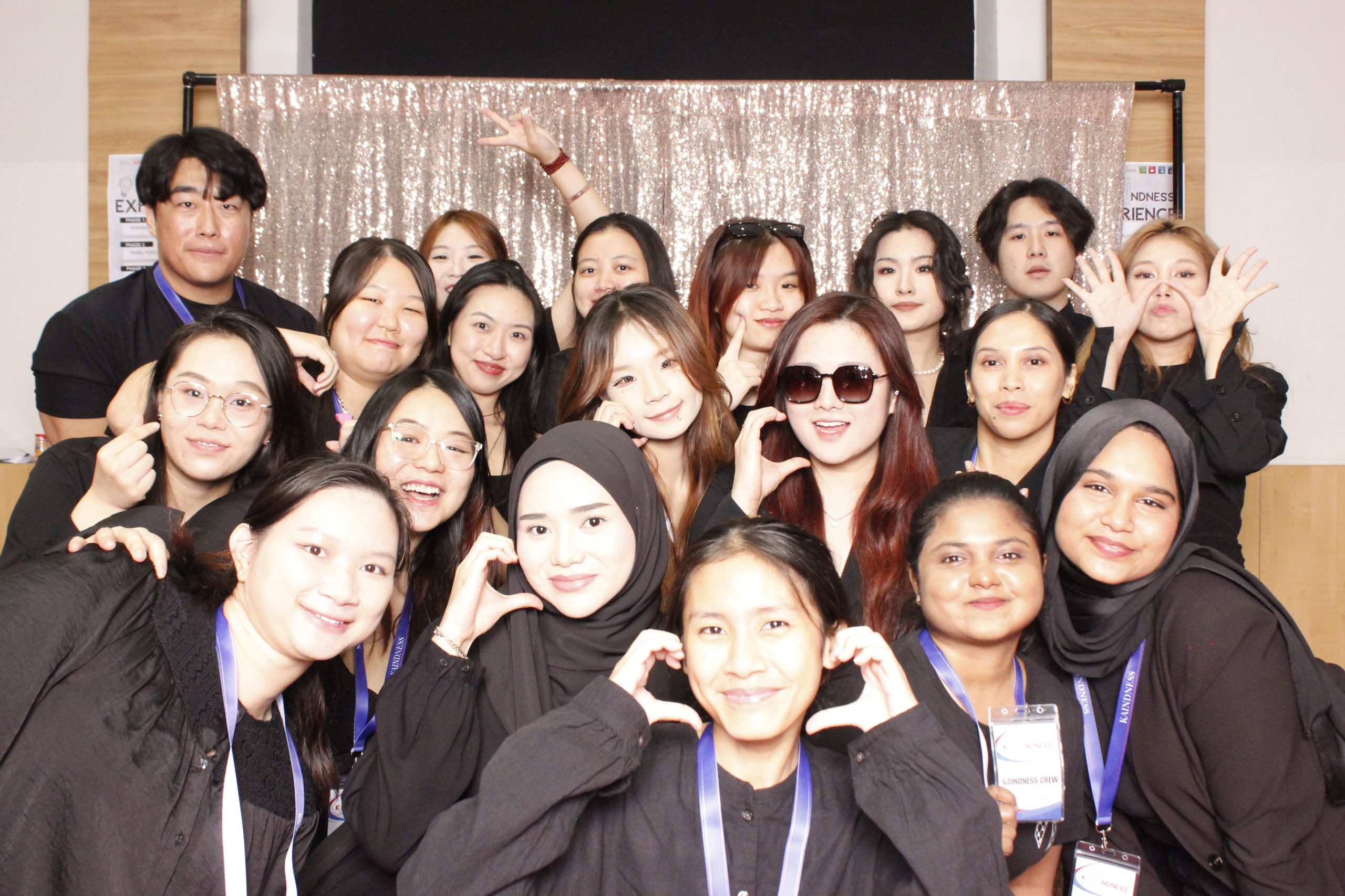 Photobooth Squad Goals